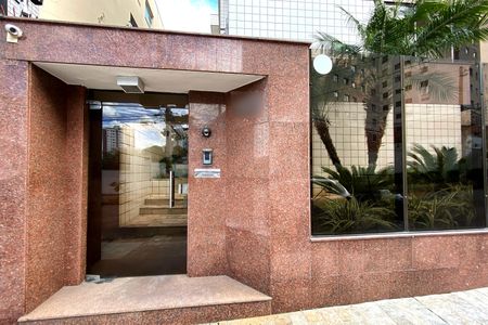 Apartamento à venda com 144m², 3 quartos e 2 vagasFachada