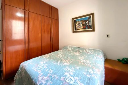 Apartamento à venda com 144m², 3 quartos e 2 vagasQuarto 2