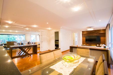 Sala de apartamento para alugar com 2 quartos, 124m² em Jardim, Santo André