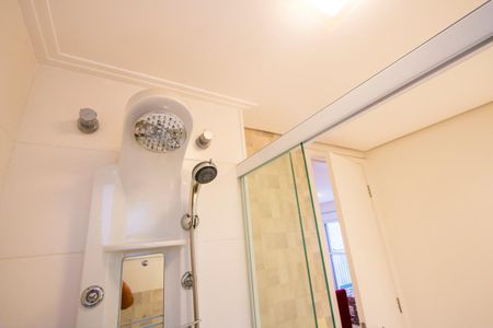 Apartamento para alugar com 124m², 2 quartos e 2 vagasBanheiro do quarto 1