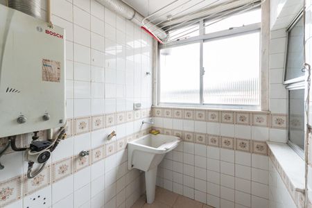 Apartamento para alugar com 137m², 3 quartos e 1 vagaÁrea de Serviço