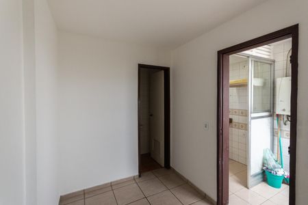 Apartamento para alugar com 137m², 3 quartos e 1 vagaQuarto de Serviço