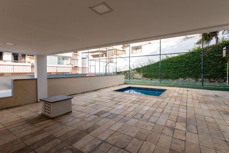 Apartamento para alugar com 137m², 3 quartos e 1 vagaÁrea comum