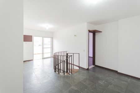 Apartamento para alugar com 137m², 3 quartos e 1 vagaCobertura