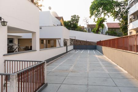 Apartamento para alugar com 137m², 3 quartos e 1 vagaÁrea comum