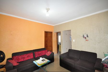 Casa à venda com 297m², 6 quartos e 4 vagasSala