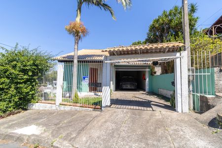 Casa à venda com 152m², 3 quartos e 2 vagas Casa à venda com 152m², 3 quartos e 2 vagasFachada