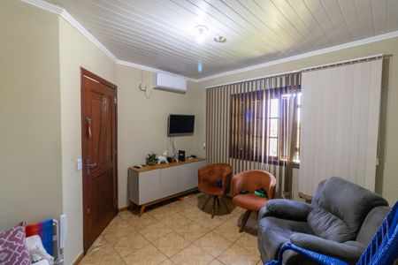 Sala de casa para alugar com 3 quartos, 152m² em Vila Nova, Porto Alegre