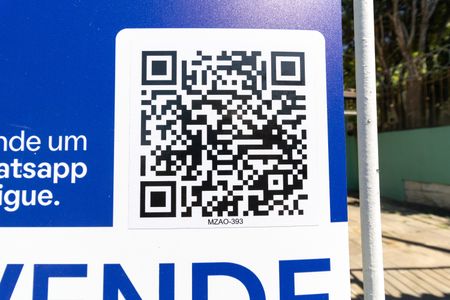 Casa à venda com 152m², 3 quartos e 2 vagas Casa à venda com 152m², 3 quartos e 2 vagasPlaquinha