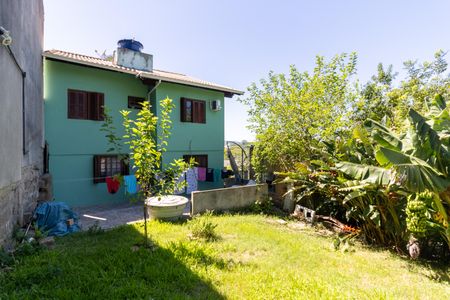 Casa à venda com 152m², 3 quartos e 2 vagas Casa à venda com 152m², 3 quartos e 2 vagasQuintal