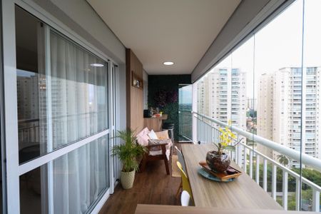 Apartamento à venda com 125m², 3 quartos e 2 vagas Apartamento à venda com 125m², 3 quartos e 2 vagasVaranda Gourmet