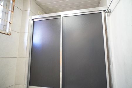 Banheiro  de apartamento à venda com 2 quartos, 97m² em Parque Santa Fé, Porto Alegre