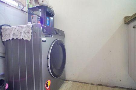 Área  de serviço  de apartamento à venda com 2 quartos, 97m² em Parque Santa Fé, Porto Alegre