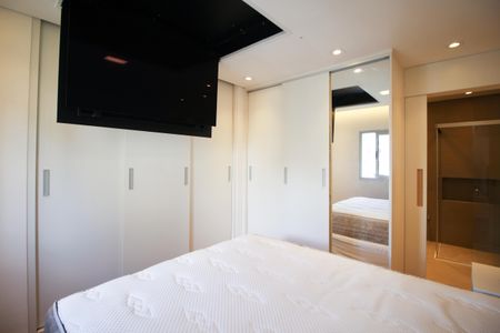 Suíte   de apartamento para alugar com 2 quartos, 108m² em Moema, São Paulo