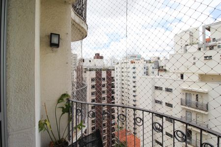 Apartamento para alugar com 108m², 2 quartos e 2 vagasVaranda da Sala