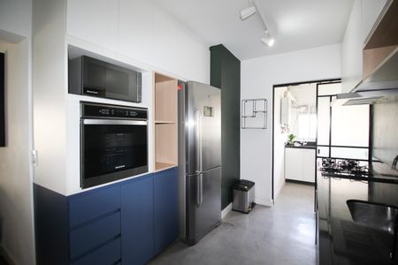 Apartamento para alugar com 108m², 2 quartos e 2 vagasCozinha