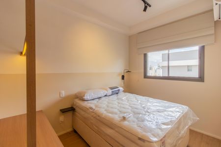 Suíte de apartamento para alugar com 1 quarto, 24m² em Pinheiros, São Paulo