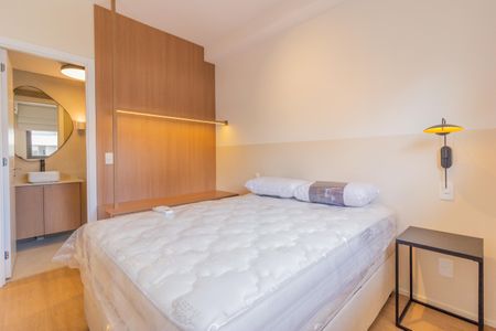 Suíte de apartamento para alugar com 1 quarto, 24m² em Pinheiros, São Paulo