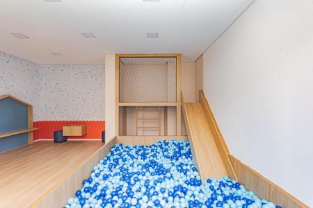 Apartamento para alugar com 42m², 2 quartos e sem vaga Apartamento para alugar com 42m², 2 quartos e sem vagaBrinquedoteca