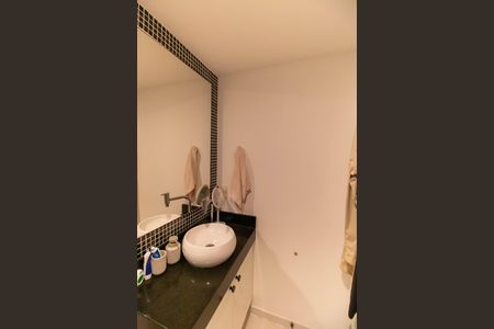 Apartamento à venda com 60m², 2 quartos e 1 vagaBanheiro Social