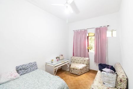 Casa para alugar com 100m², 3 quartos e 2 vagasQuarto 2