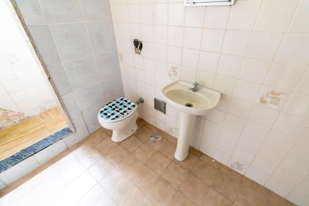 Casa para alugar com 100m², 3 quartos e 2 vagasBanheiro do Quarto 2