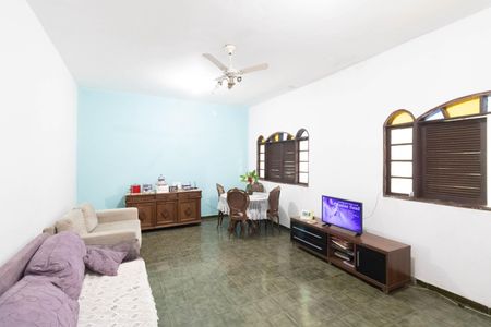 Sala de casa para alugar com 3 quartos, 100m² em Guaratiba, Rio de Janeiro