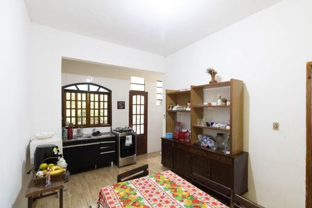 Casa para alugar com 100m², 3 quartos e 2 vagasCozinha 