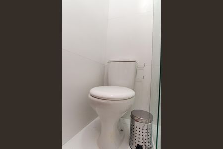 Banheiro de apartamento à venda com 1 quarto, 24m² em Vila Mazzei, São Paulo