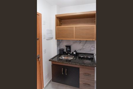 Cozinha de apartamento à venda com 1 quarto, 24m² em Vila Mazzei, São Paulo
