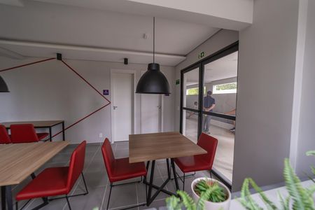 Apartamento para alugar com 42m², 2 quartos e sem vagaÁrea comum - Salão de festas