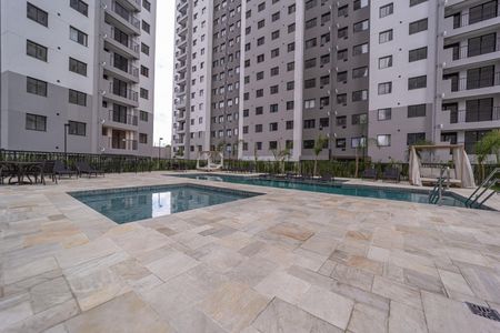 Apartamento para alugar com 42m², 2 quartos e sem vagaÁrea comum - Piscina