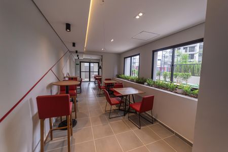 Apartamento para alugar com 42m², 2 quartos e sem vagaÁrea comum - Salão de festas