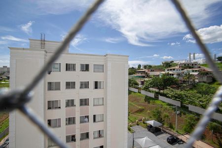 Sala - Vista de apartamento à venda com 2 quartos, 49m² em Cabral, Contagem