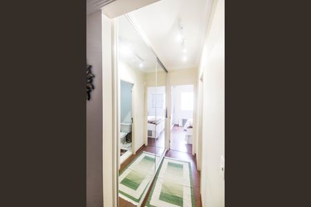 Apartamento à venda com 70m², 2 quartos e 1 vaga Apartamento à venda com 70m², 2 quartos e 1 vagaCorredor