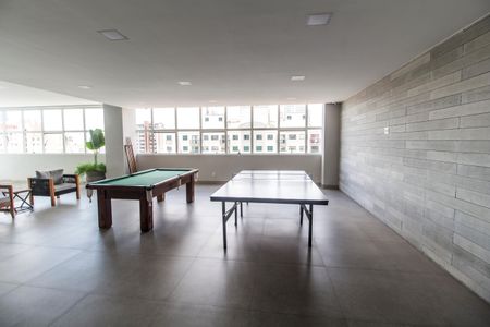 Apartamento à venda com 70m², 2 quartos e 1 vaga Apartamento à venda com 70m², 2 quartos e 1 vagaSala de Jogos