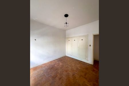 Apartamento para alugar com 120m², 3 quartos e sem vagaQuarto 2