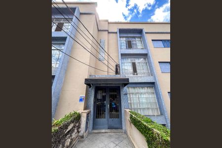 Apartamento para alugar com 120m², 3 quartos e sem vagaFachado