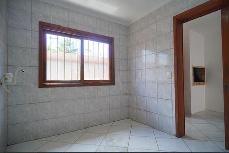 Casa para alugar com 100m², 2 quartos e 2 vagasCozinha
