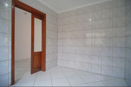 Casa para alugar com 100m², 2 quartos e 2 vagasCozinha