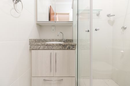 Casa de condomínio à venda com 110m², 3 quartos e 2 vagasBanheiro Social 