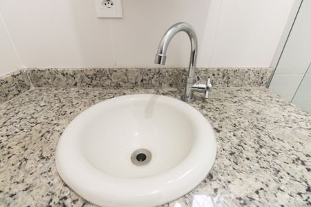 Casa de condomínio à venda com 110m², 3 quartos e 2 vagasBanheiro Suíte 