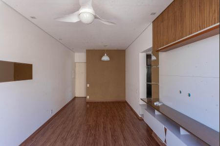Sala de apartamento à venda com 3 quartos, 80m² em Jardim Campos Elíseos, Campinas
