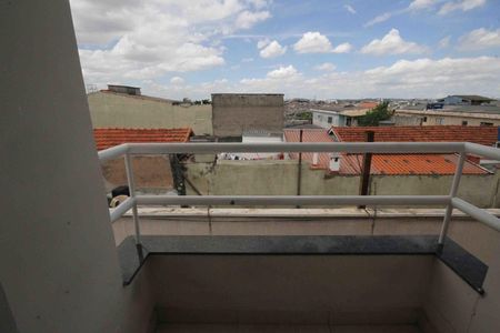 Casa de condomínio à venda com 80m², 2 quartos e 1 vagaVaranda
