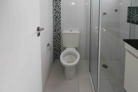 Casa de condomínio à venda com 80m², 2 quartos e 1 vagaBanheiro da Suite 02