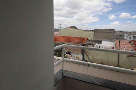 Casa de condomínio à venda com 80m², 2 quartos e 1 vagaVaranda
