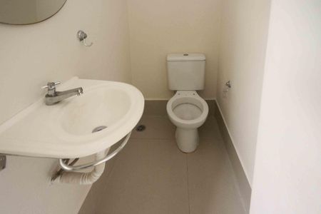 Casa de condomínio à venda com 80m², 2 quartos e 1 vagaLavabo