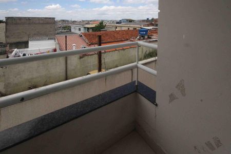 Casa de condomínio à venda com 80m², 2 quartos e 1 vagaVaranda
