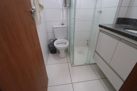 Apartamento para alugar com 123m², 3 quartos e 2 vagasBanheiro do Quarto 1