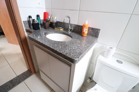 Banheiro Social de apartamento para alugar com 3 quartos, 123m² em Alto Umuarama, Uberlândia